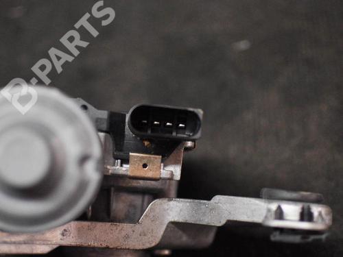 Used Front wipers mechanism Front wipers mechanism FORD FOCUS III 1.0 EcoBoost (125 hp) 6720854 6720854