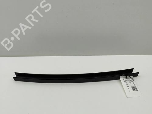 Dørliste BMW 3 (G20, G80, G28) 330 e Plug-in-Hybrid (292 hp) 28433367