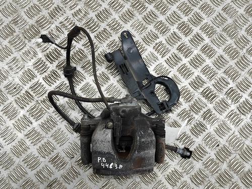 Used Right front brake caliper MERCEDES-BENZ CLA (C118) CLA 180 (118.384) (136 hp) 27775359