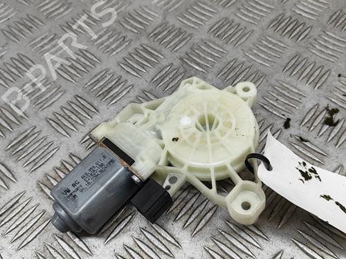 left-front-window-motor-audi-q4-e-tron-suv-f4b-2020-27782353 main image