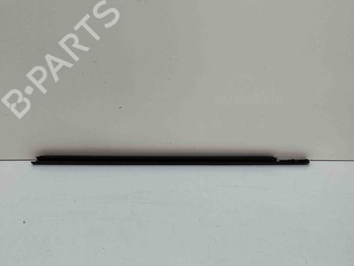 Door moulding trim LAND ROVER RANGE ROVER VELAR (L560) 2.0 D240 SD4 4x4 | BP29337189C150 