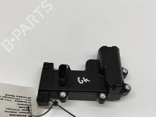 Module électronique TESLA MODEL X (5YJX) P100D AWD (772 hp) 28446721