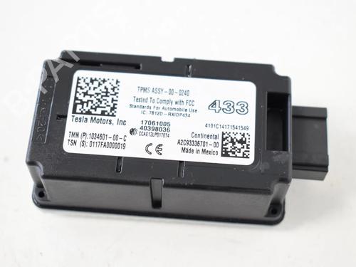 Used Electronic module TESLA MODEL X (5YJX) 90D AWD (525 hp) 30285131