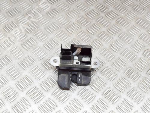 Used Tailgate lock VW GOLF VII (5G1, BQ1, BE1, BE2) 1.4 TSI (122 hp) 10527443