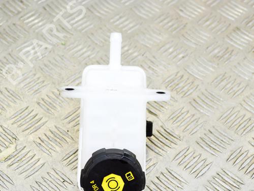 Brake fluid reservoir KIA NIRO I (DE) 1.6 GDI Hybrid | BP14621326M118 