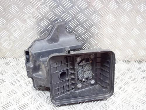 Used Air filter box Air filter box MITSUBISHI SPACE WAGON (N9_W, N8_W) 2.4 GDI (N84W) (150 hp) 36043227 36043227