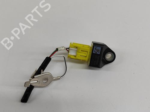 Used Electronic sensor TOYOTA HILUX VIII Pickup (_N1_) 2.4 D 4WD (GUN125_, GUN125R) (150 hp) 24581045