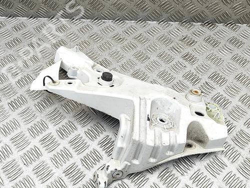 Støtte VOLVO V60 II (225) B6 Mild-Hybrid AWD (299 hp) 31626693