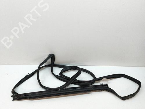 Gummilist TESLA MODEL X (5YJX) 90D AWD (525 hp) 29042305