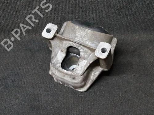 Used Engine mount AUDI Q5 (8RB) 2.0 TDI quattro (163 hp) 6729891