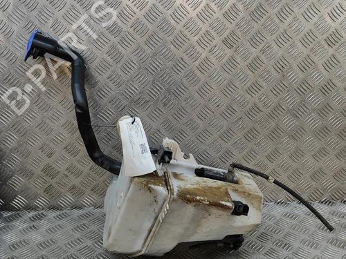 Used Windscreen washer tank VOLVO XC70 II (136) D4 AWD (181 hp) 18165702