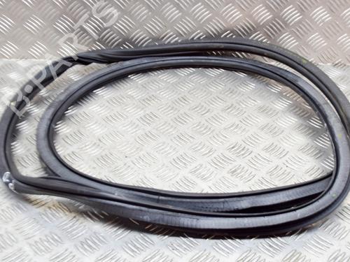 Used Rubber door seal AUDI A3 Limousine (8VS, 8VM) 1.6 TDI (110 hp) 14629193