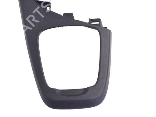 Middle console TOYOTA PRIUS (_W3_) 1.8 Hybrid (ZVW3_) | BP30234563I22