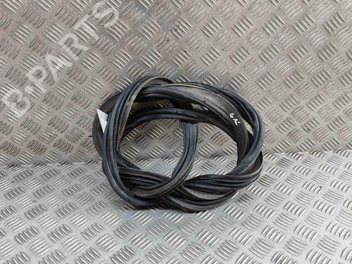 Used Rubber door seal TOYOTA AURIS (_E18_) 1.3 Dual-VVTi (NRE180_, NRE180R) (99 hp) 29458676