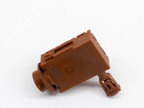 Used Electronic sensor AUDI A3 Sportback (8VA, 8VF) 1.4 TFSI e-tron (150 hp) 15681221