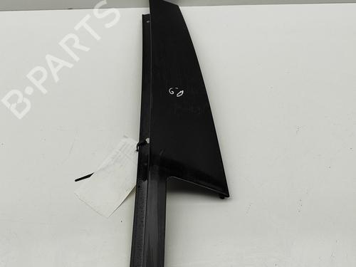 Used Door moulding trim BMW 5 (G30, F90) 530 e Plug-in-Hybrid (252 hp) 27576995