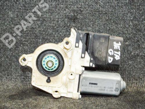 Right rear window motor VW GOLF VI (5K1) 2.0 TDI | BP6715165E22 