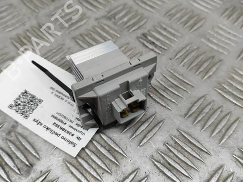 Used Heater resistor Heater resistor TESLA MODEL X (5YJX) P100D AWD (772 hp) 26290361 26290361