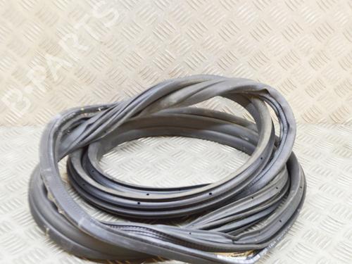 Used Rubber door seal FORD TRANSIT V363 Van (FCD, FDD) 2.0 EcoBlue RWD (130 hp) 14653569