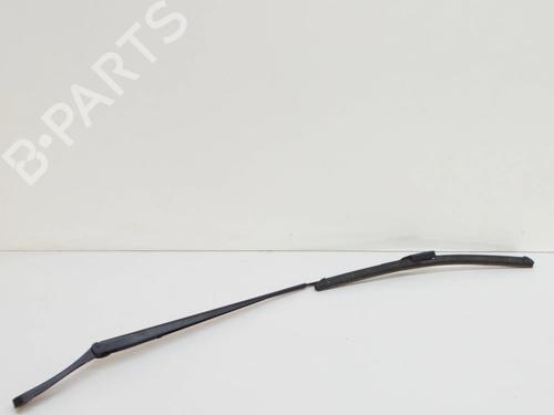 front-windshield-wiper-arm-audi-q4-e-tron-sportback-f4n-2021-27761636 main image