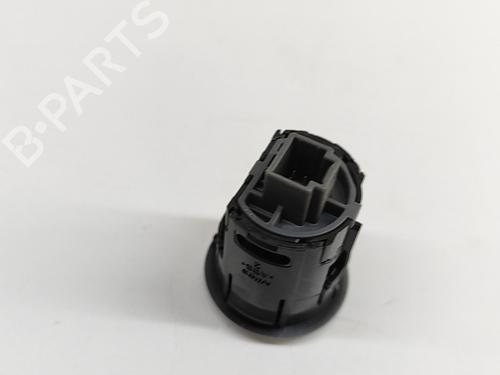 Switch NISSAN LEAF (ZE1) Electric | BP27791909I30
