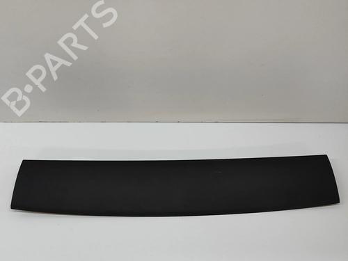 Used Boot lining Boot lining PORSCHE CAYENNE (9YA) 3.0 E-Hybrid AWD (9YAAE1) (462 hp) 27784500 27784500