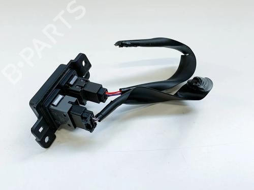 Switch TOYOTA C-HR (_X1_) 1.8 Hybrid (ZYX10_, ZYX11_, ZYX10R, ZYX11R) | BP26685302I30