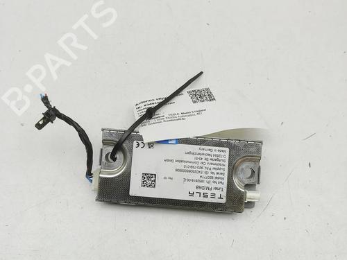 Used Electronic module Electronic module TESLA MODEL 3 (5YJ3) EV Performance AWD (627 hp) 33697892 33697892