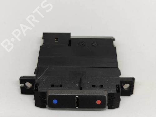 switch-vw-phaeton-3d1-3d2-3d3-3d4-3d6-3d7-3d8-3d9-2002-2003-2004-2005-2006-2007-2008-2009-2010-2011-2012-2013-2014-2015-2016-24307781 main image