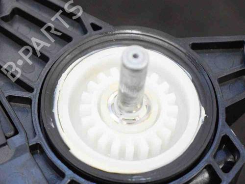 Left rear window motor MERCEDES-BENZ C-CLASS (W205) C 220 BlueTEC / d (205.003) | BP6744232E23