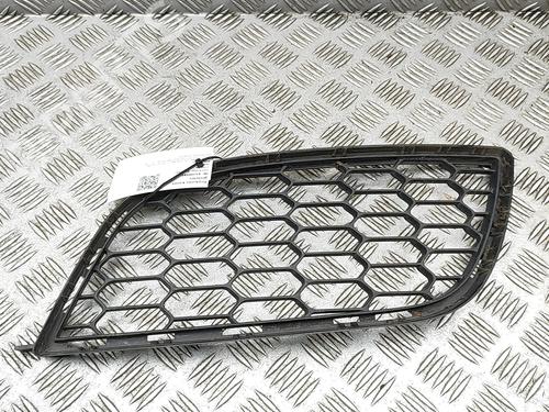 Grill Grill ALFA ROMEO GIULIETTA (940_) 1.6 JTDM (940FYB11, 940FYB1A, 940FYF11, 940FYF1A) (120 hp) 33379639 33379639