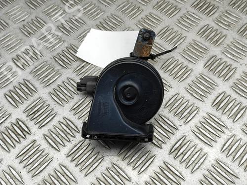 horn-jaguar-f-pace-x761-2015-29830630 main image