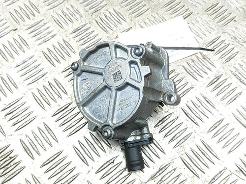 Used Vacuum pump MERCEDES-BENZ A-CLASS (W177) A 180 (177.084) (136 hp) 33110376