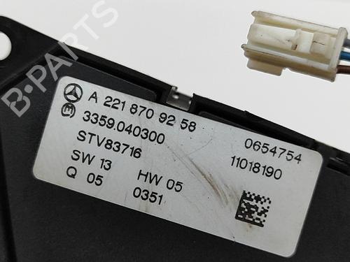 Switch MERCEDES-BENZ S-CLASS Coupe (C216) CL 500 4-matic (216.394) | BP27456403I30 