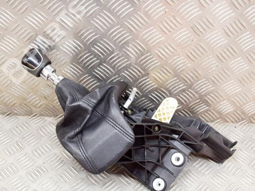 Used Automatic gearbox selector Automatic gearbox selector FORD TRANSIT CUSTOM V362 Bus (F3) 2.2 TDCi (125 hp) 10527133 10527133