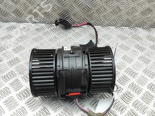 Used Heater blower motor Heater blower motor RENAULT TRAFIC III Bus (JG_) 2.0 dCi 150 (JGMU) (150 hp) 32860799 32860799