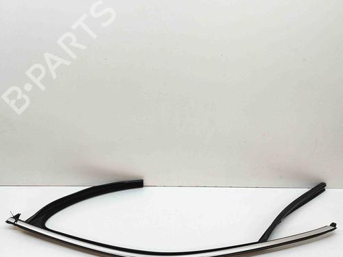 Door moulding trim MERCEDES-BENZ GLB (X247) GLB 200 Mild-Hybrid (247.687) | BP29373267C150 
