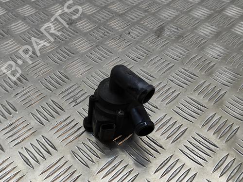 Used Auxiliary water pump BMW 7 (G11, G12) 730 d (265 hp) 19501344