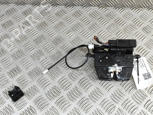 Used Tailgate lock BMW X5 (F15, F85) xDrive 30 d (258 hp) 27645153