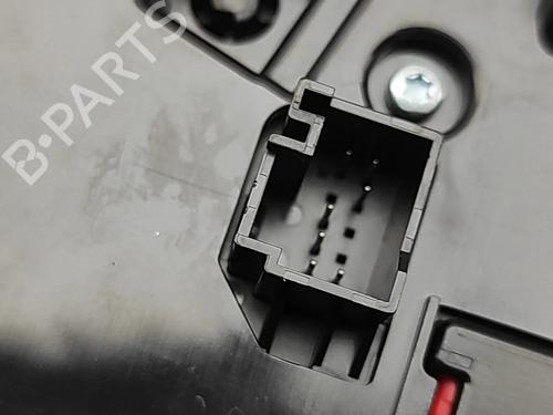 Switch MERCEDES-BENZ GLA (H247) GLA 200 d (247.712) | BP32143035I30 