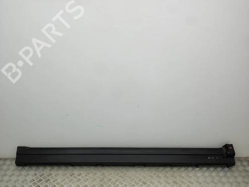 right-sideskirt-nissan-ariya-fe0-2020-38093809 main image