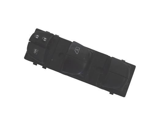 Comutador vidro frente direito NISSAN JUKE (F16_) DIG-T 117 (117 hp) 30268181
