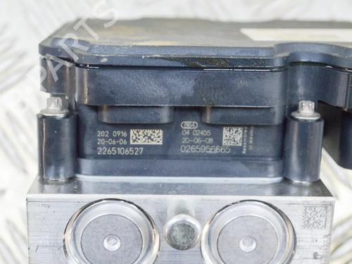 ABS pump TESLA MODEL Y (5YJY) EV Performance All-wheel Drive | BP27752582M43 - Image 6