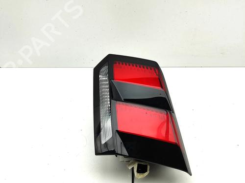 Used Right tailgate light Right tailgate light PEUGEOT 3008 II SUV (MC_, MR_, MJ_, M4_) 1.2 THP/ PureTech 130 (MRHNSM, MRHNSU, MRHNSJ, MRHNYW,... (131 hp) 34217974 34217974