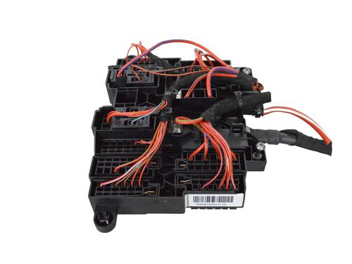 Used Fuse box Fuse box MERCEDES-BENZ A-CLASS Saloon (V177) A 180 d (177.110) (116 hp) 30620650 30620650