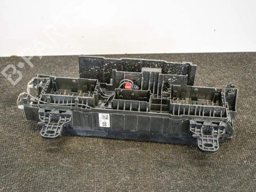 Used Fuse box TESLA MODEL S (5YJS) 75D AWD (525 hp) 20232976