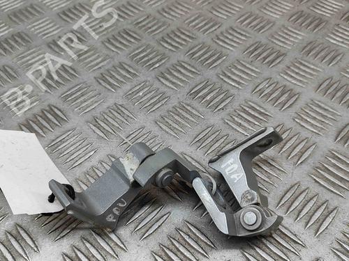 Dørhængsel/Dørbegrænser PORSCHE MACAN (95B) 3.0 S (340 hp) 21187527