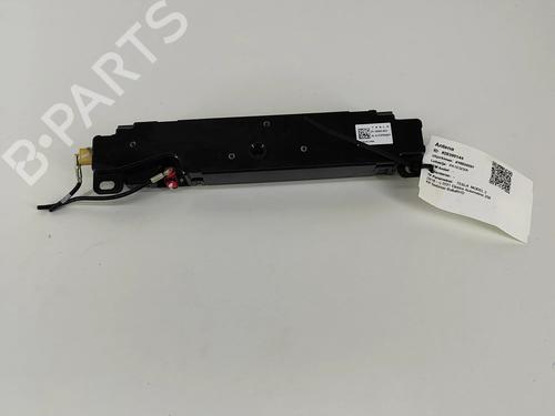 Antena/Base TESLA MODEL 3 (5YJ3) EV AWD (351 hp) 28554516