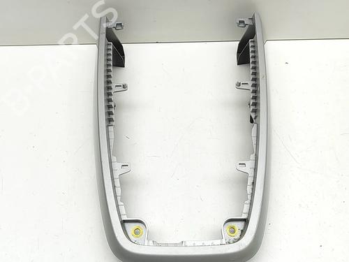 Console centrale AUDI Q4 E-TRON SUV (F4B) 40 (204 hp) 32119643