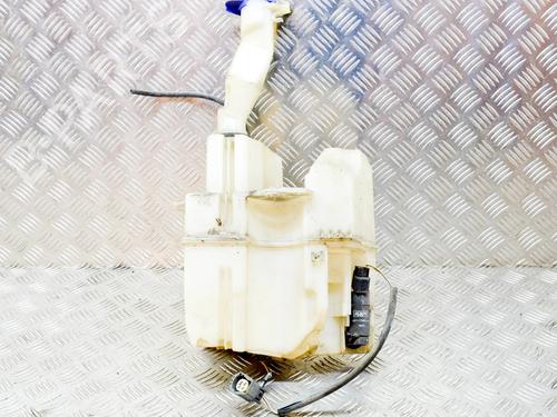 Used Windscreen washer tank Windscreen washer tank VOLVO S60 I (384) D5 (163 hp) 8843504 8843504